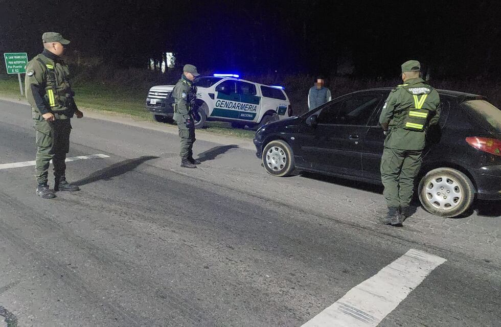 Arroyito: en un control, Gendarmería Nacional detuvo a un hombre con cocaína