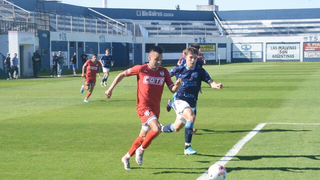 Atlético venció a Tristán Suarez