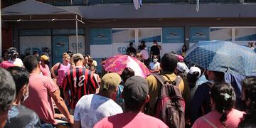 Manifestación en contra del tratamiento de la extensión del contrato de concesión a la empresa ETCE.