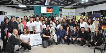 Startup Weekend es un evento municipal que reúne a jóvenes jujeños innovadores que plantean soluciones para las necesidades actuales bajo modelos de negocios tecnológicos.