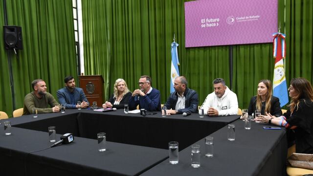 Conferencia de prensa evaluando la carrera del TC en Rafaela