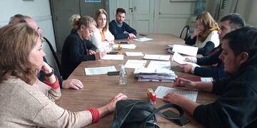 Planteos por PAMI en la Comisión de Acción Social del Concejo Deliberante de Tres Arroyos