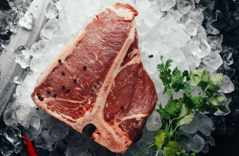 Cuáles son los mejores métodos para descongelar carne y cuál NO se recomienda