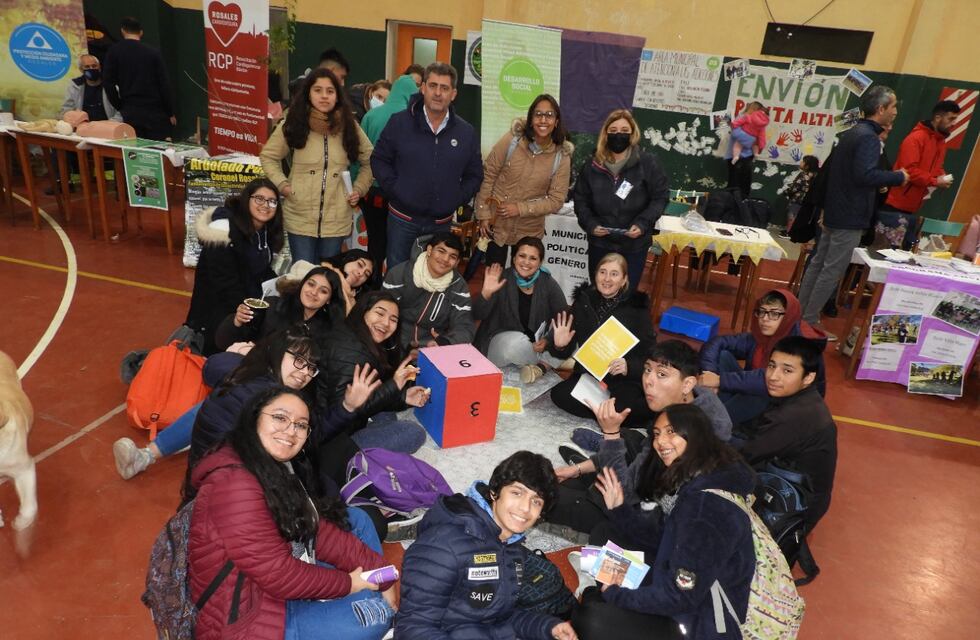 Se realizó la primera “Feria de Salud” en el Polideportivo de Nueva Bahía