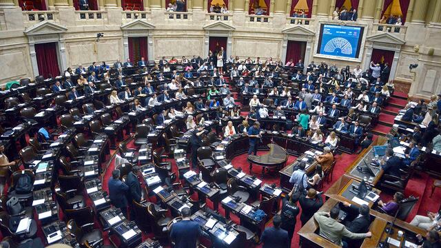 Ley ómnibus. El oficialismo alcanzó cuórum (137) y arrancó la sesión en Diputados para aprobar la Ley "Bases". (HCDN)