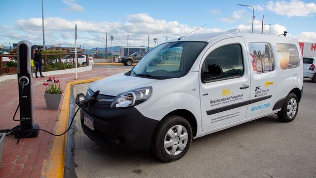 Ushuaia ya cuenta con cargador de energía para autos eléctricos