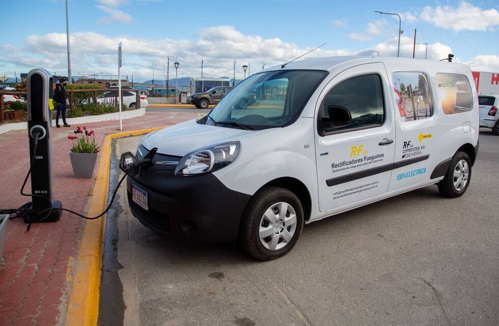 Ushuaia ya cuenta con cargador de energía para autos eléctricos