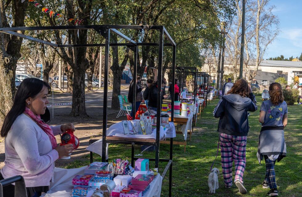 Presentan en Soldini el libro “Cuentos divertidos para chicos que se quieren reír mucho”