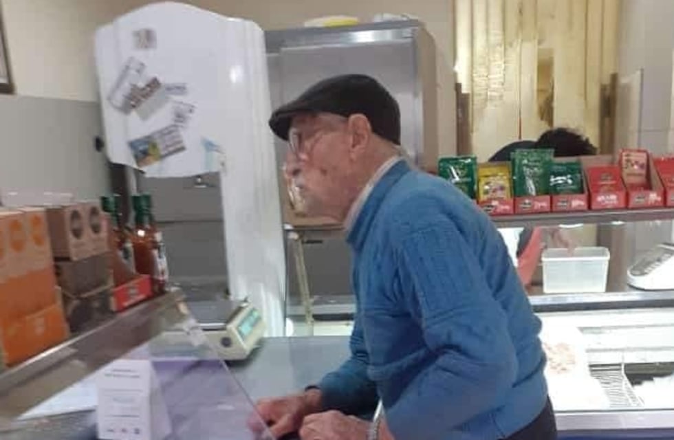 ¿El cordobés más longevo?: Vicente Mori cumplió 105 años y fue reconocido por el municipio