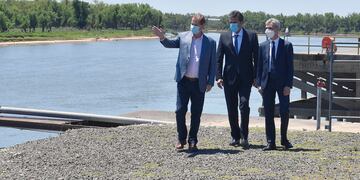 Gustavo Bordet recorrió junto a Sergio Massa y a Mario Meoni el puerto de Diamante