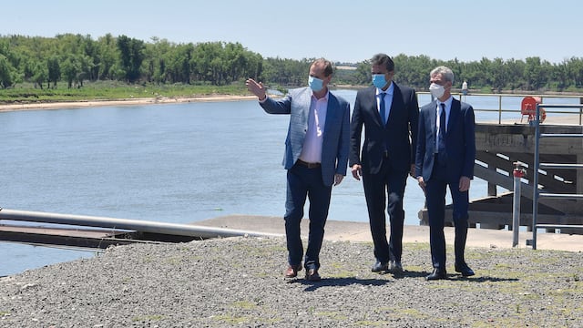 Gustavo Bordet recorrió junto a Sergio Massa y a Mario Meoni el puerto de Diamante