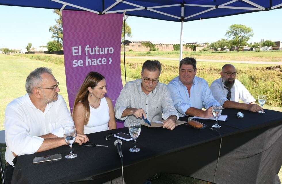 Cinco ofertas, todas por arriba del presupuesto oficial, para el Canal Sur del barrio La Cañada