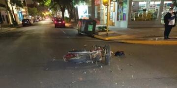 Motociclista herido tras un choque en el centro de Posadas.