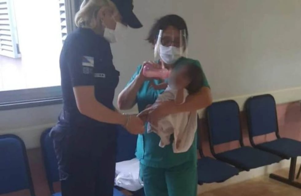Halló a un bebé de tres meses en su patio y lo resguardó en Colonia Wanda