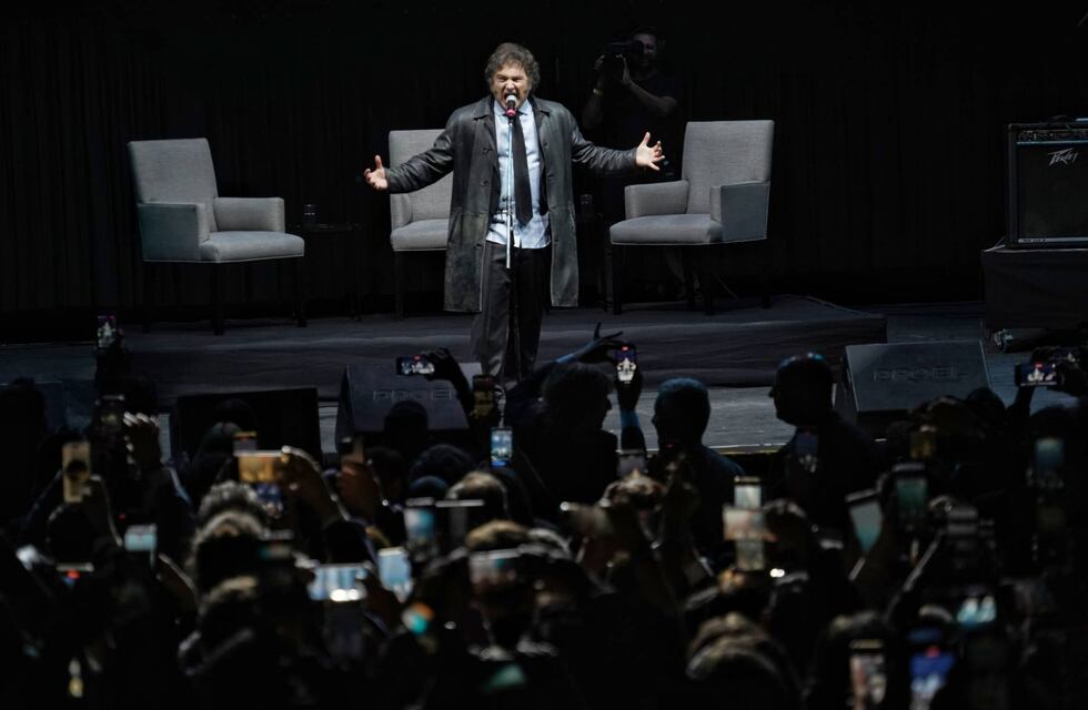El sueño de cantar en vivo y euforia pura: así fue el show de Javier Milei en el Luna Park