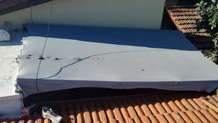 El ladrón quedó atorado en el ventiluz de la vivienda.