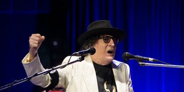 “No habla, ni camina”: preocupa la salud de Charly García y piden por su recuperación.  (Foto: Télam)