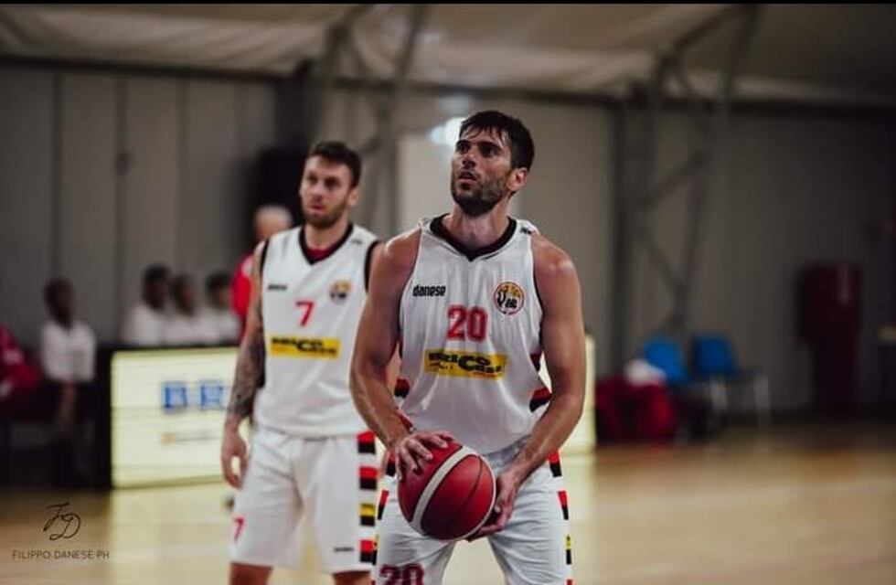 Manuel Olocco con nuevo club, continúa su carrera en el básquet de Italia