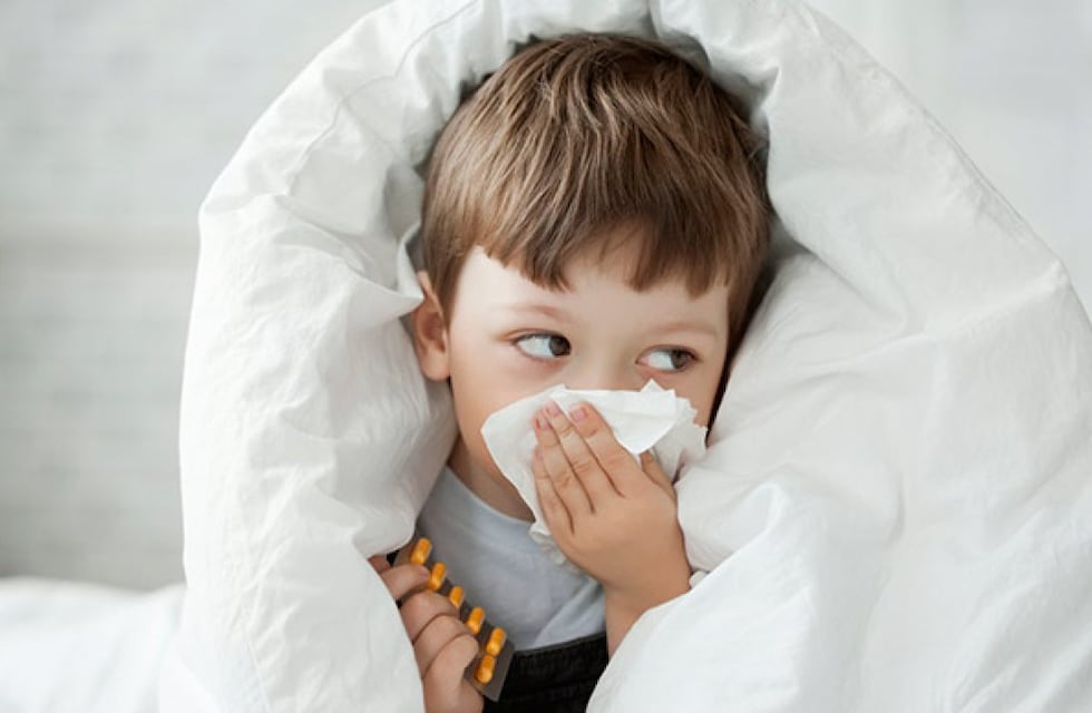 Alerta por tos convulsa en Argentina: qué es la coqueluche, la enfermedad que ya provocó 4 muertes en bebés