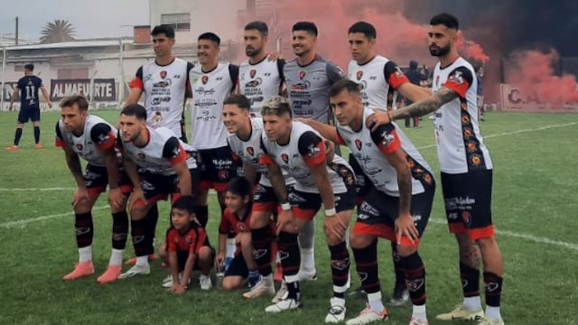 Sporting no pasó del empate ante Liniers por el Federal Amateur.