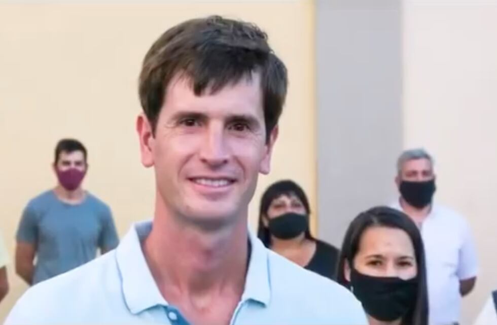 Manuel Álvarez se impuso en la interna del radicalismo azuleño