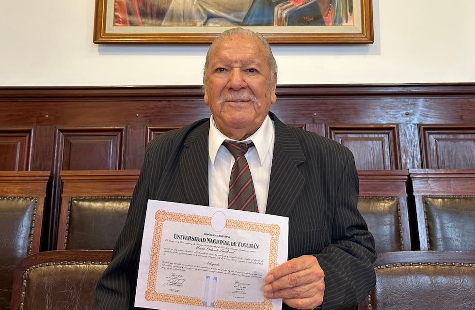 A los 85 años juró como abogado