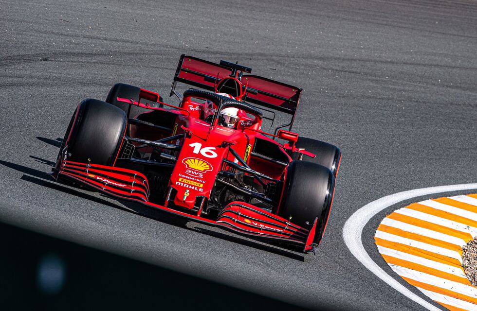 F1: Leclerc y Sainz pusieron a Ferrari adelante en Holanda