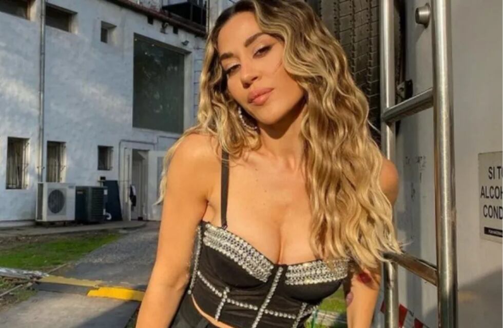 Jimena Barón compartió una foto sin ropa interior y se robó todos los elogios