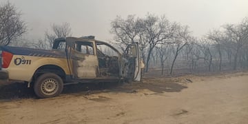 El policía se metió en el infierno y rescató a la mujer de 80 años en San Esteban.