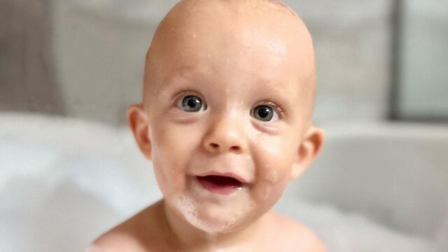 Donatello, el hijo de Noelia Marzol y Ramiro Arias, dio sus primeros pasos.