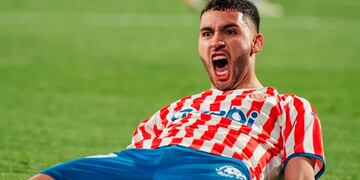 Nahuel Bustos vive un gran momento en el FC Girona de España. (Prensa FC Girona).