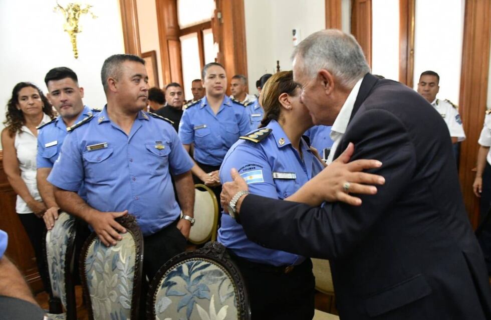 Recomposición salarial con la Policía y el Servicio Penitenciario