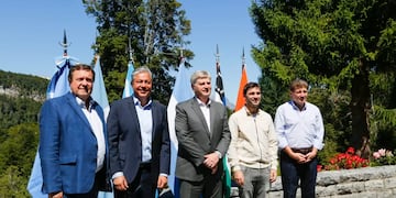 Los gobernadores patagónicos darán una conferencia en el Senado (Foto: X/@gustavomelella).