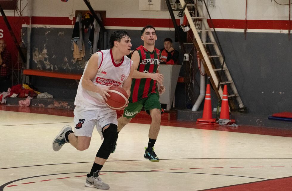 Torneo Oficial de Básquet de Tres Arroyos: Huracán no afloja y estira su invicto