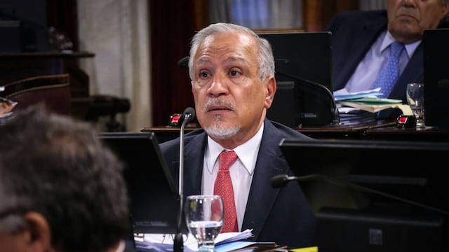 El senador peronista Juan Carlos Romero votó en contra de la restricción a los legisladores para la compra de dólar ahorro.