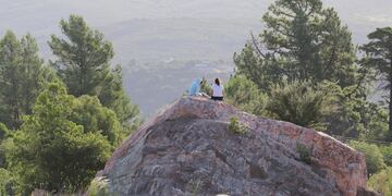 Camino de Dragón, La Falda