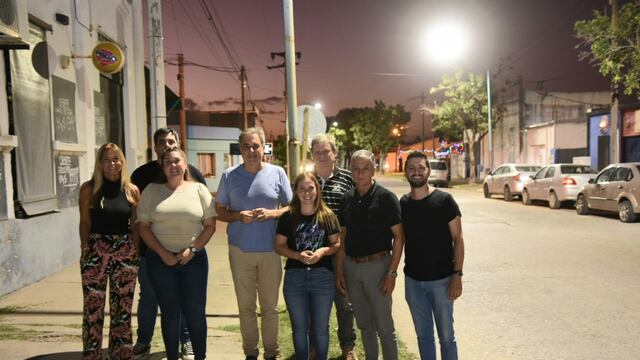 Habilitaron la nueva iluminación LED en Av. Brasil