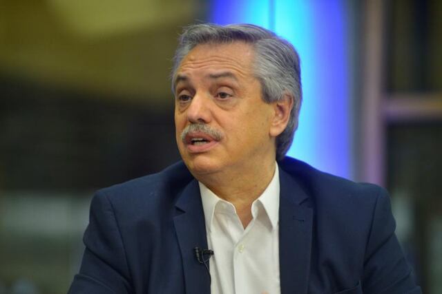 El mandatario local es el primero que contrae el virus tras ser inmunizado.