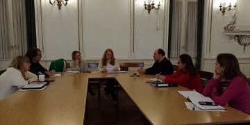 Reunión mensual de la Comisión de Apoyo al Área de Adultos Mayores de Tres Arroyos