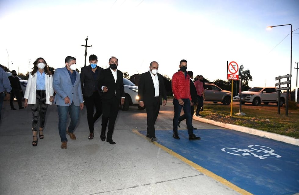 El gobernador Manzur inauguró obras en Burruyacú