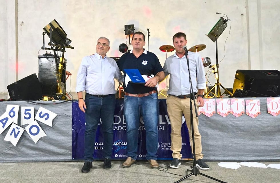 Alcides Calvo participó del 65° Aniversario de la Asociación Civil “Jaque Mate” de Santa Clara de Saguier”