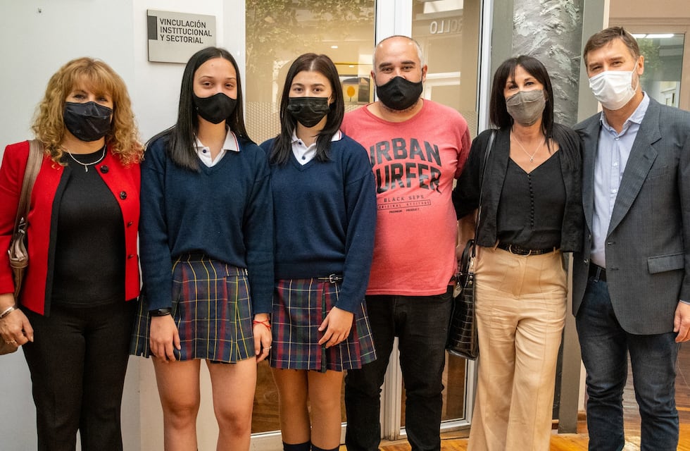 Estudiantes de Devoto quieren recuperar la planta piloto de obtención de Biodiesel