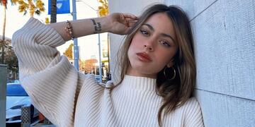 Tini Stoessel posó al sol con una mini bikini que dejó poco a la imaginación