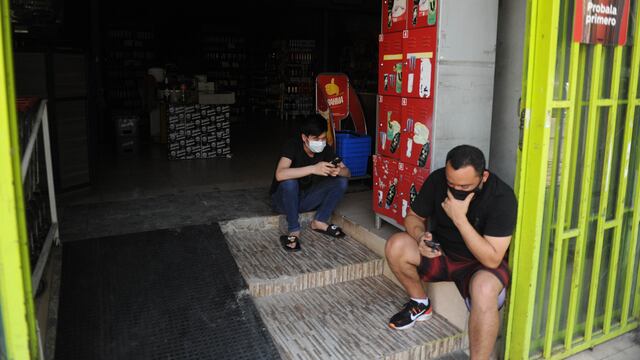 Ola de calor en la ciudad de Buenos Aires, cortes de Luz en la zona de Palermo.