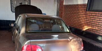 Insólito: intentó verificar un automóvil robado en San Vicente.