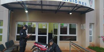 Efectivos policiales recuperaron un motovehículo sustraído en Oberá.