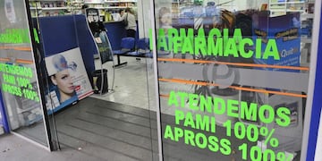 Trabajadores y trabajadoras de farmacias pugnan por un reconocimiento integral. (Pedro Castillo/La Voz).