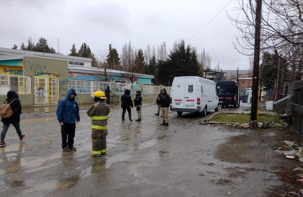 La granada que llevó un adolescente a su escuela en Bariloche era verdadera
