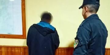 Detienen a un hombre en San Vicente por pescar sin autorización en propiedad privada.