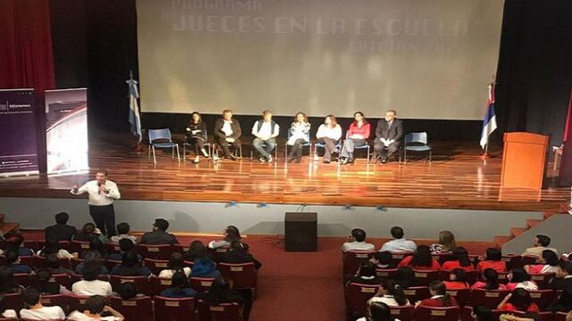 Presentaron en Puerto Rico el programa “Jueces en la Escuela 2022”.